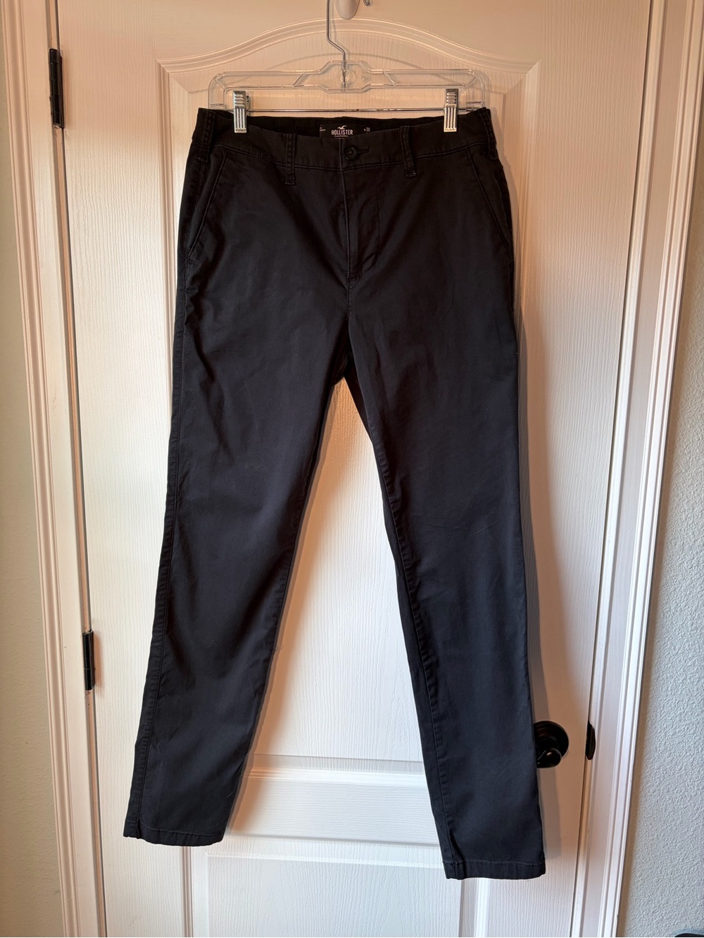 Hollister Men's Epic Flex Skinny Chino Pants W30 L32 black H10